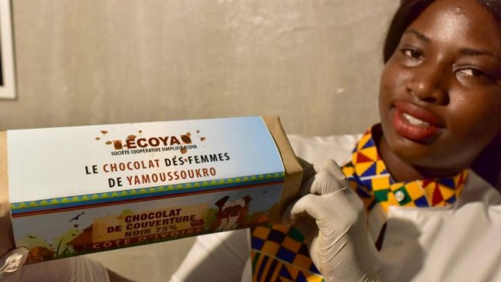04/11/17  Le Conseil du Caf-Cacao valorise la transformation locale du cacao ivoirien au Salon du chocolat de Paris 2017